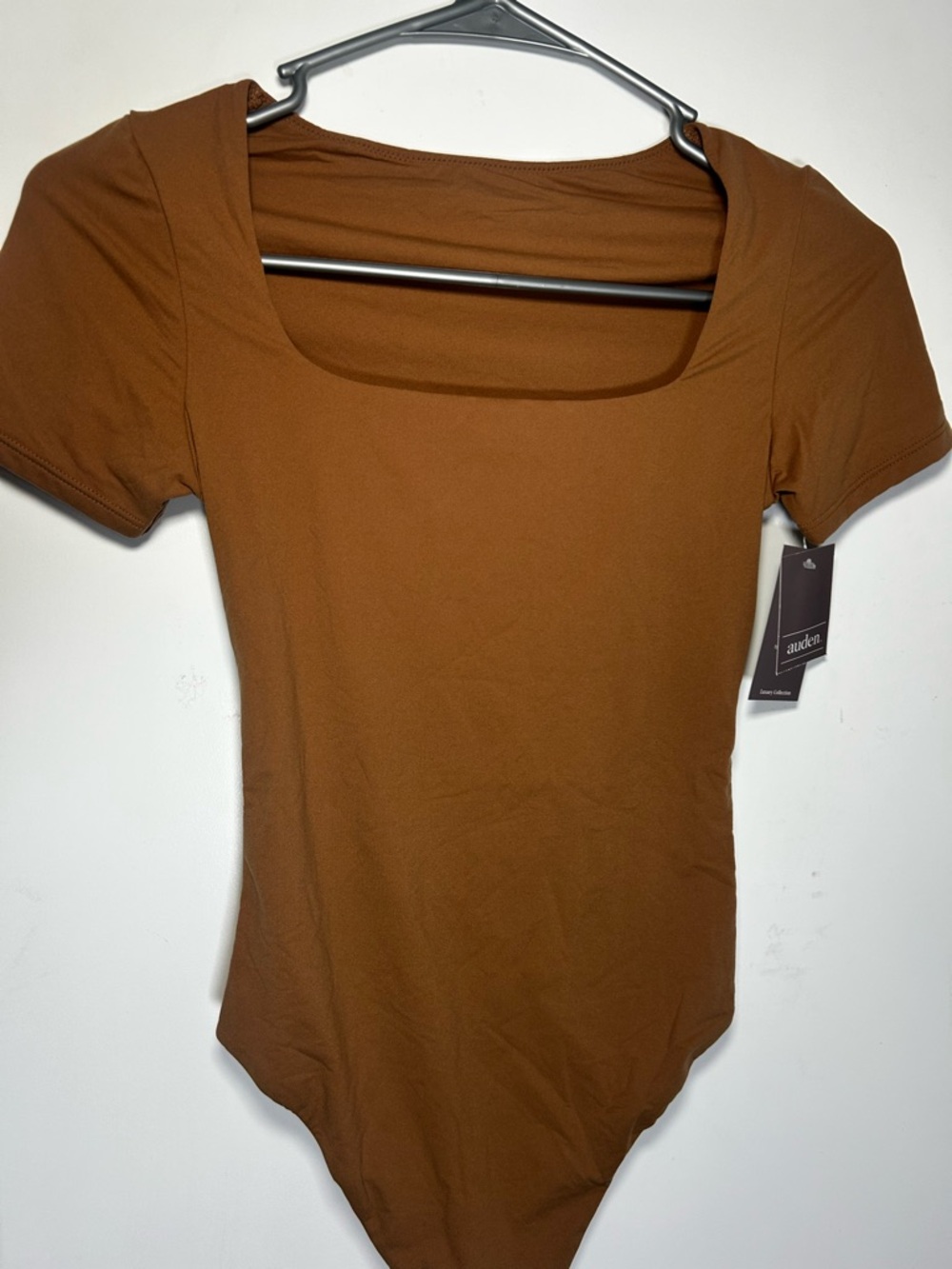 Women's Luxury Collection 4-Way Stretch Short Sleeve Bodysuit - Picture 2 of 8